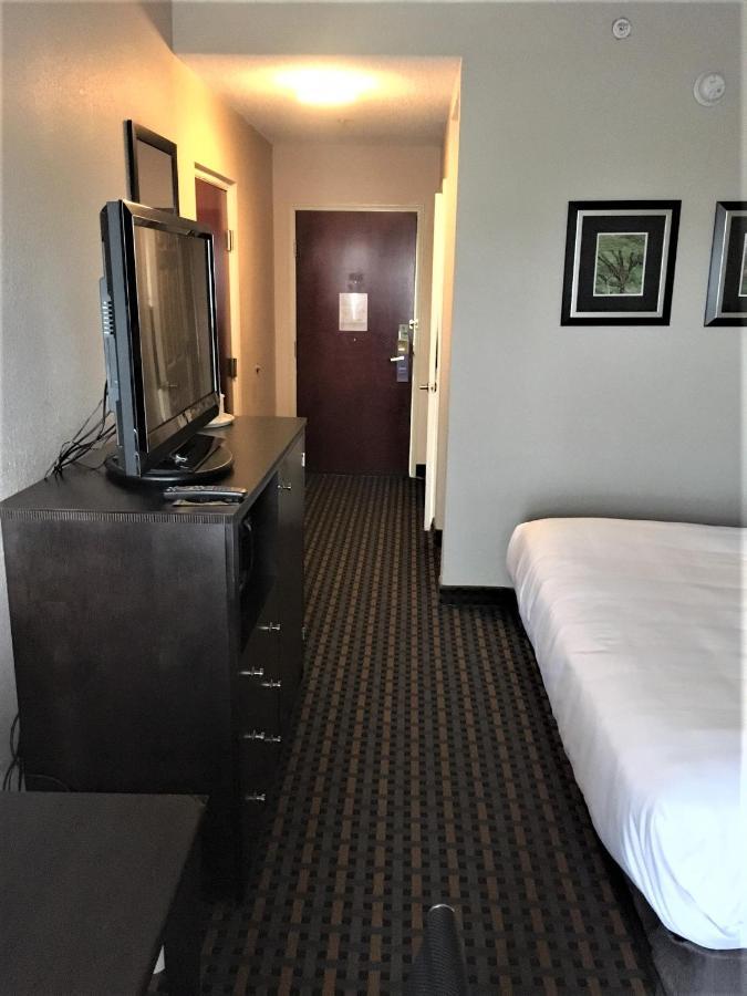 Comfort Inn & Suites Asheboro East Экстерьер фото